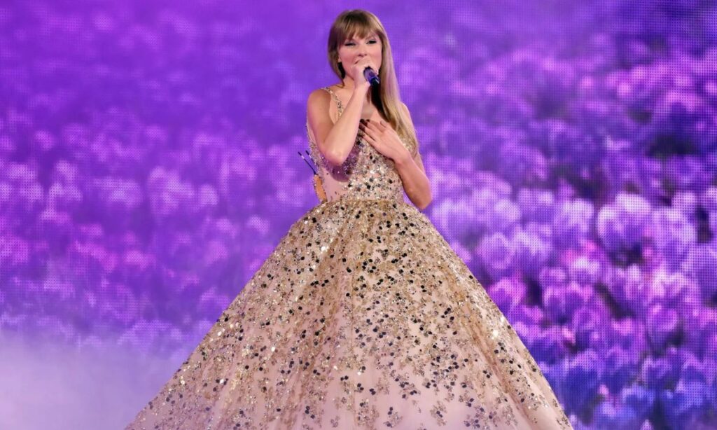 Taylor Swift’s Iconic Dress: The Story Behind Dress:zbl2vyfvmka= Taylor Swift